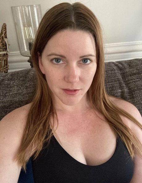 bootyshortsgirl model nude images