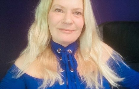 uniquilyyours star exclusive img