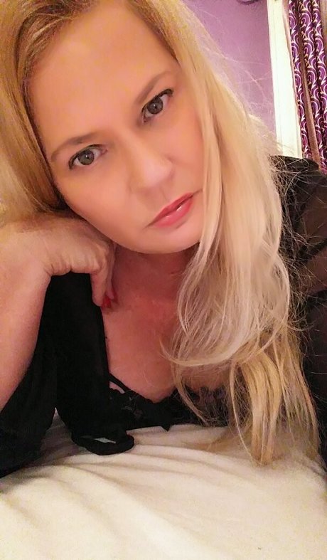 uniquilyyours hd pornstar images