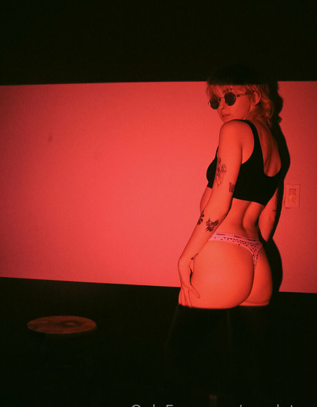 mar lotov xxx actress galleries