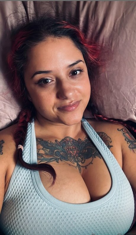 Whatsupfoxxy porn model image
