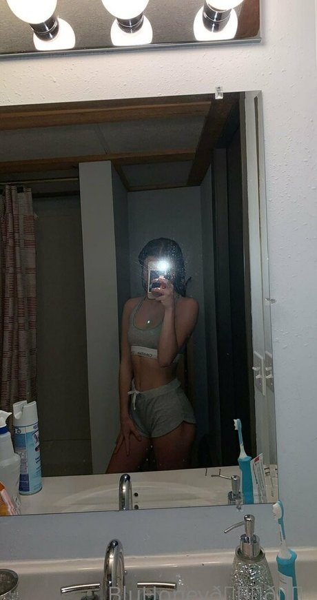 blufire999 pretty pornstar pics