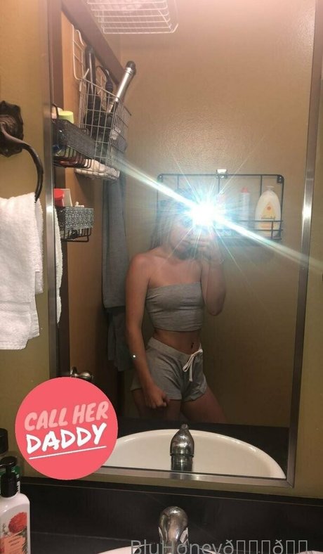 blufire999 nude pornstar picture