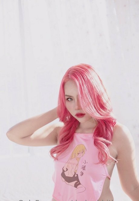 female popular onlyfans porn photos