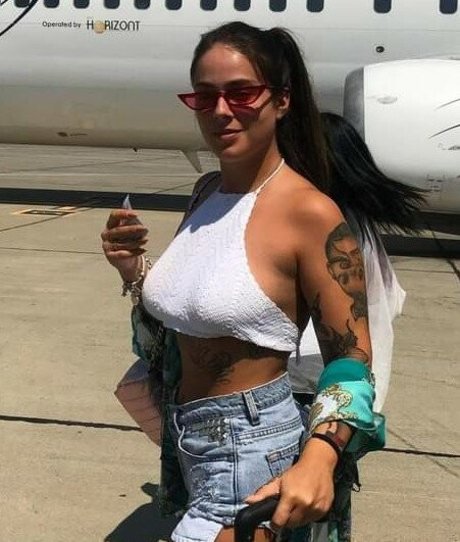 Francesca Vicari beautiful actress gallery