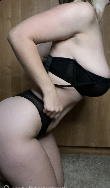 Saterra St Jean pornographic model picture