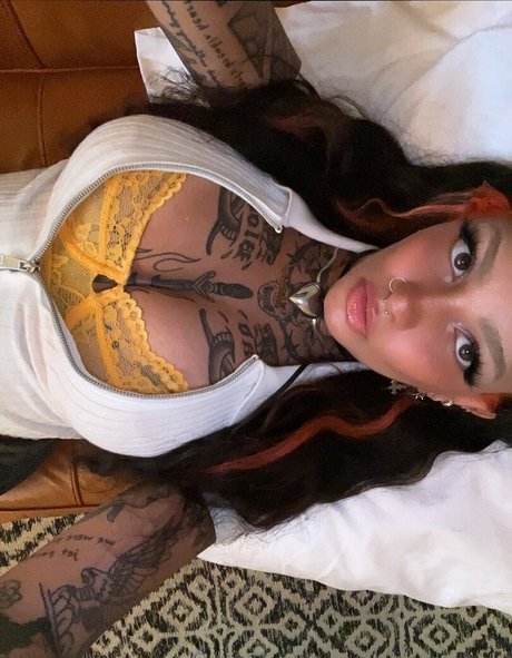 tiuhmariuh sex star pictures