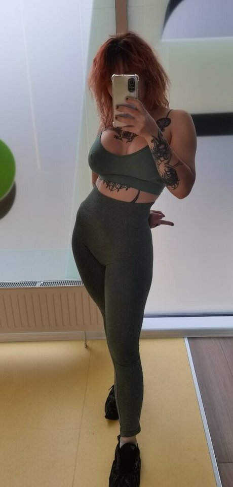 kothbegemoth model perfect photo