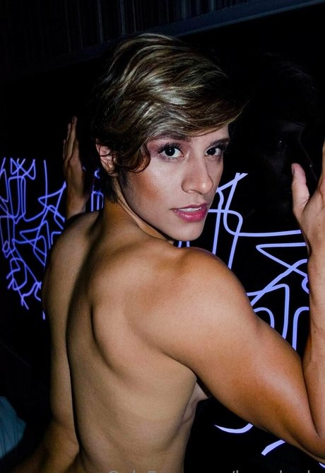 elik fitnesscouple model exclusive photo