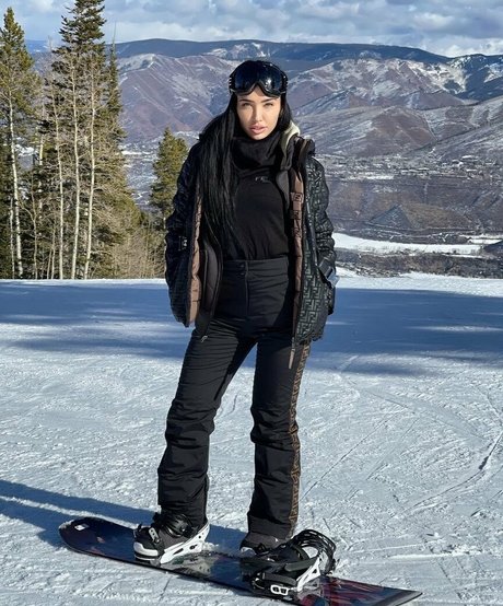 bre tiesi star sexy gallery