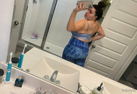 itskayls hot star images