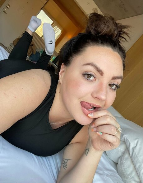 itskayls nudes actress pic