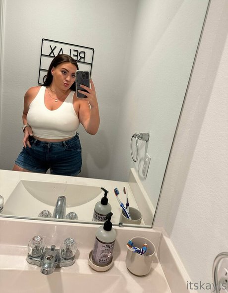 itskayls free model images