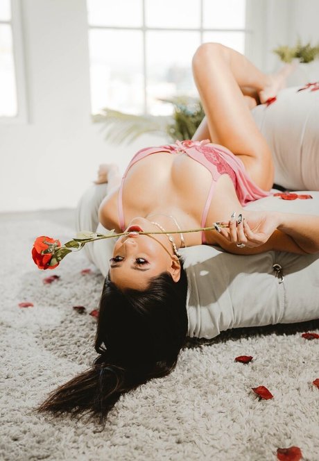 famous nude onlyfans best photo