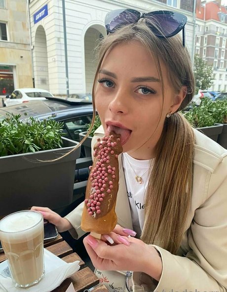 vladaberry nudes pornstar photos