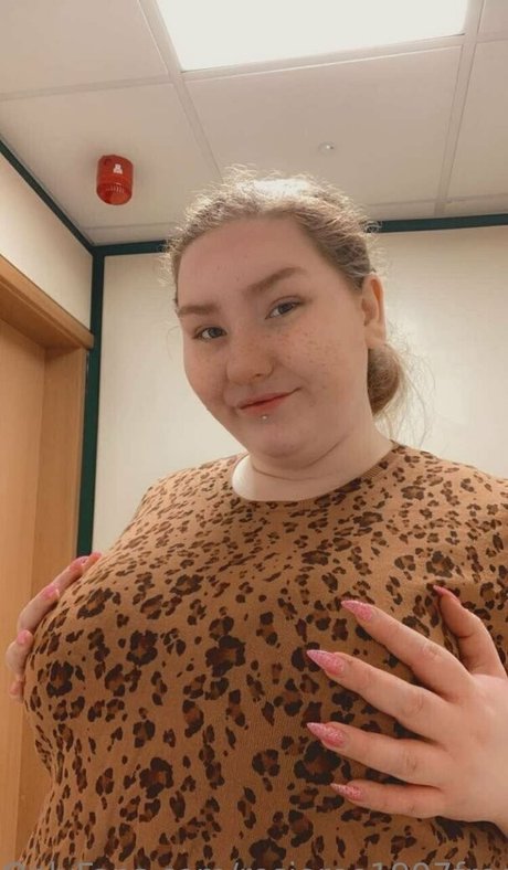 rosieblossomfree model exclusive photo