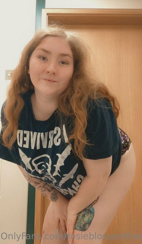 rosieblossomfree star free image