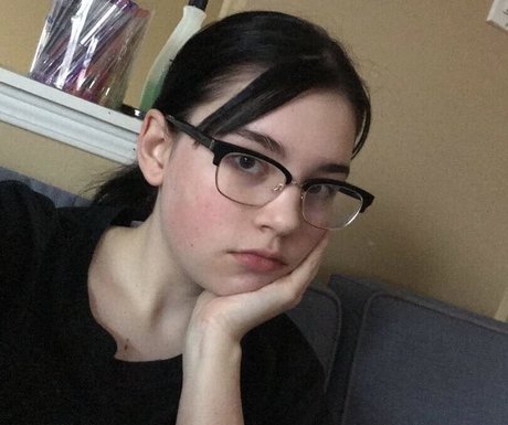 HinaToy porn actress image