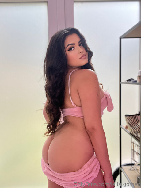 laila gomez beautiful star galleries