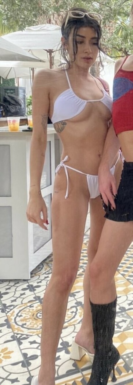 dela roo best model image