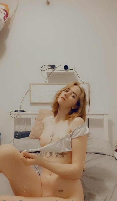 torchofdefiance exclusive actress archive