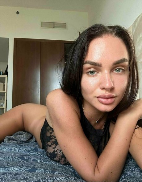 gress free exclusive model pics