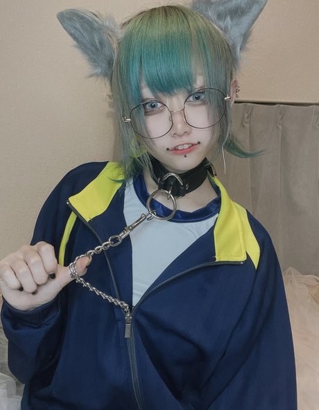 Mokumoku Free_ model nude image