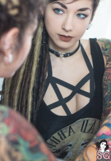 Alerose exclusive actress gallery