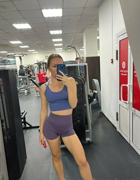 laura lagoon model nice photos