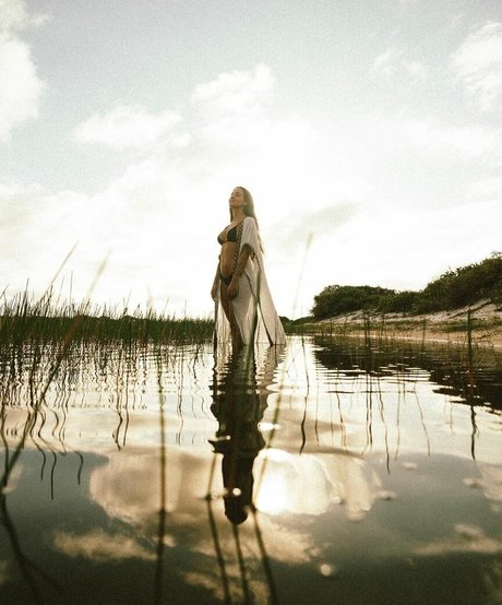 Mariana Nolasco erotic actress pictures