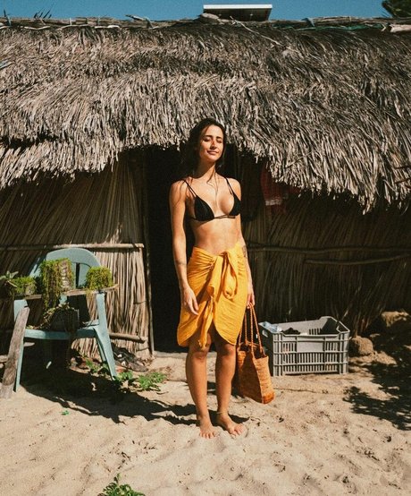 Mariana Nolasco model pretty pics