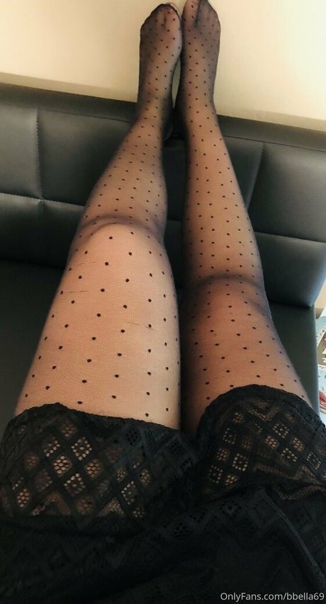 bbella69 model erotic photo