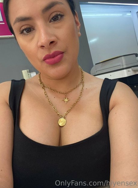 hiyensex free pornstar pictures