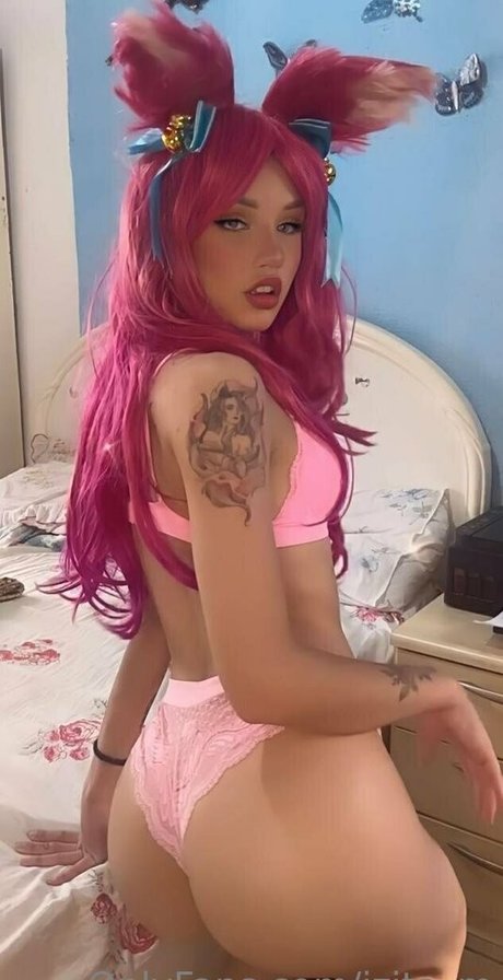 Izita m naked pornstar images