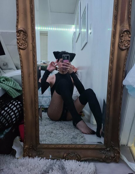 twinku sexy star gallery