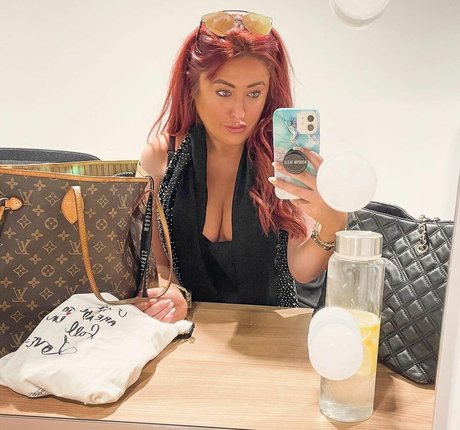 small cock shemale onlyfans naked photo