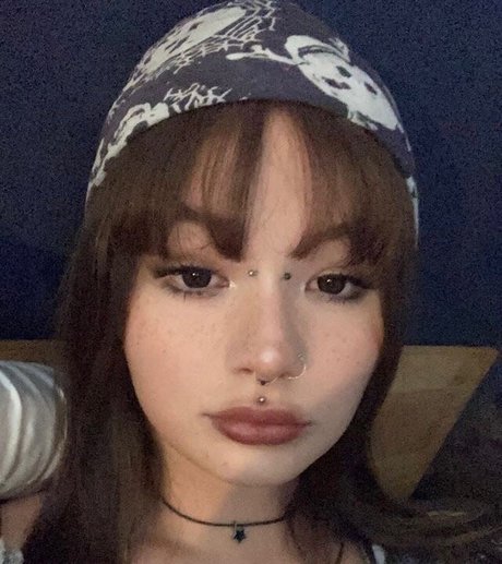 The slutty grunge model beautiful image