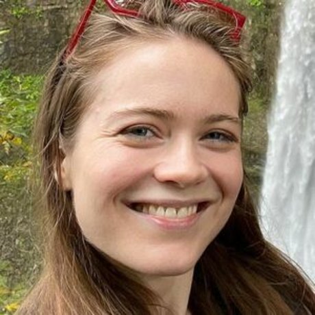 Hera Hilmar sexy model pic