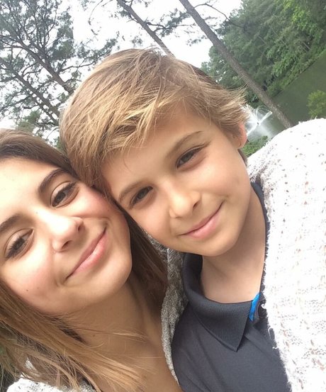 Caroline Casbon pornstar free image