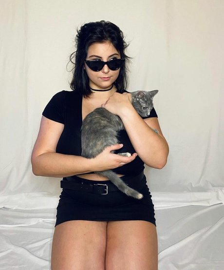 Caroline Casbon Profile