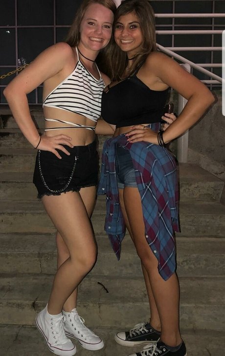 Caroline Casbon star hot photo