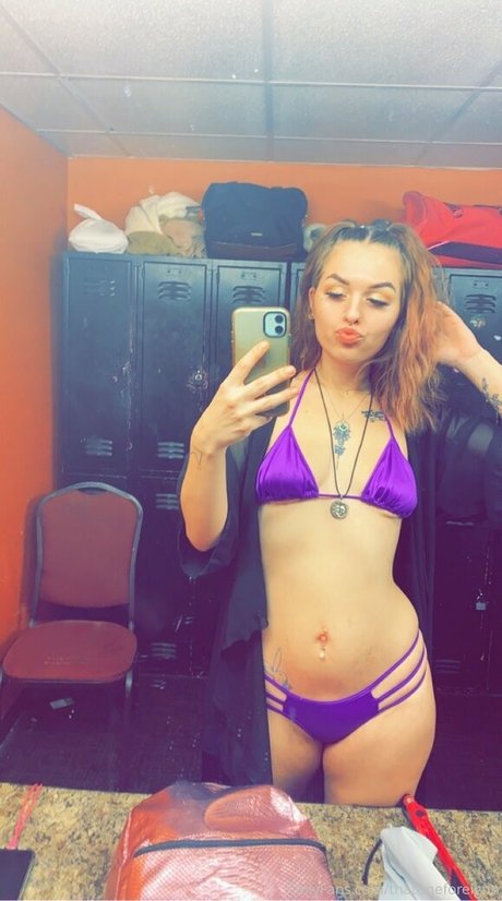 thatoneforeignn pornstar photos