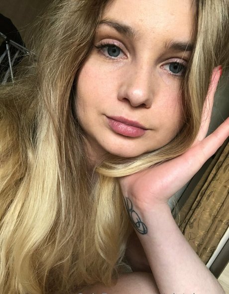 cum on glasses onlyfans beautiful photo