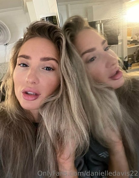 cum on glasses onlyfans hot naked pictures