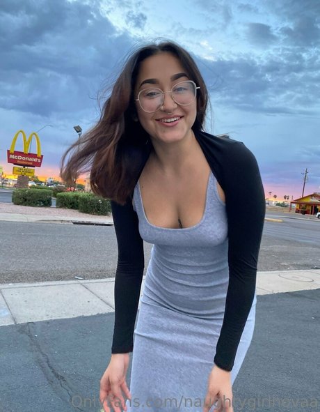 makeup artist onlyfans nude archive