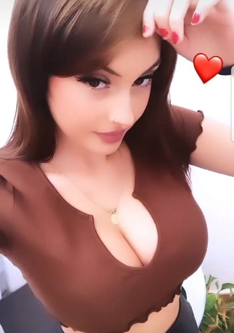 female popular onlyfans free galleries