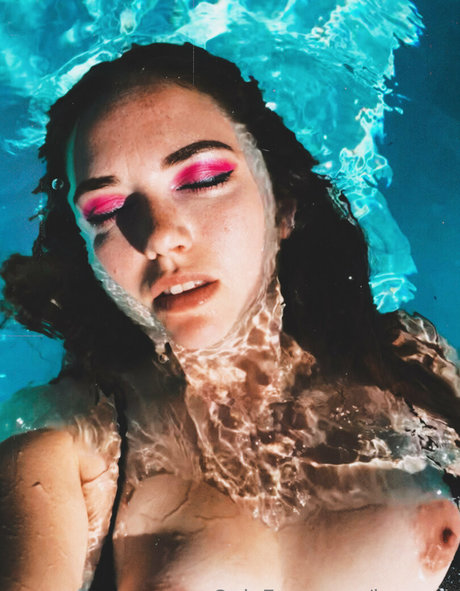 lspeach star erotic image