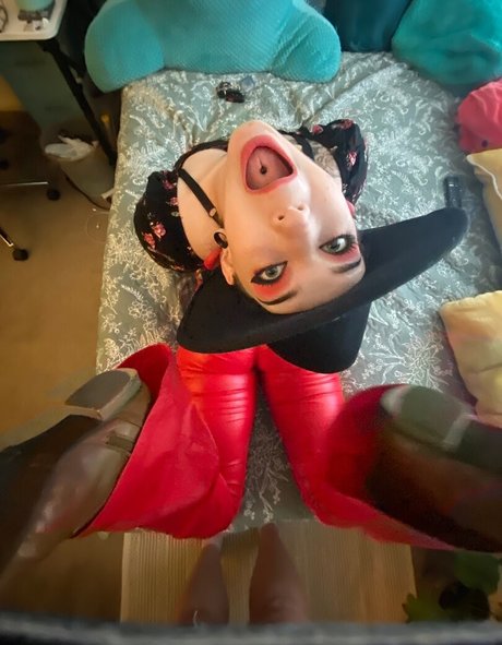 blonde secretary onlyfans beautiful gallery