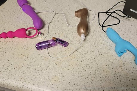 fingering pussy onlyfans free nude pictures