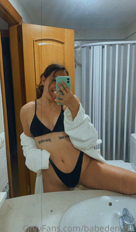 bad babygirlisonline beautiful actress photo